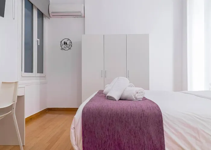Syntagma Square, 65Sqm Cozy Family Apartment