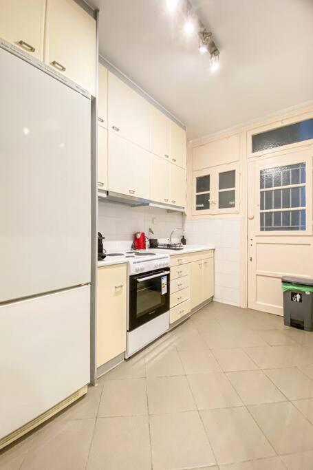 Syntagma Square, 65sqm Cozy Family Διαμέρισμα *